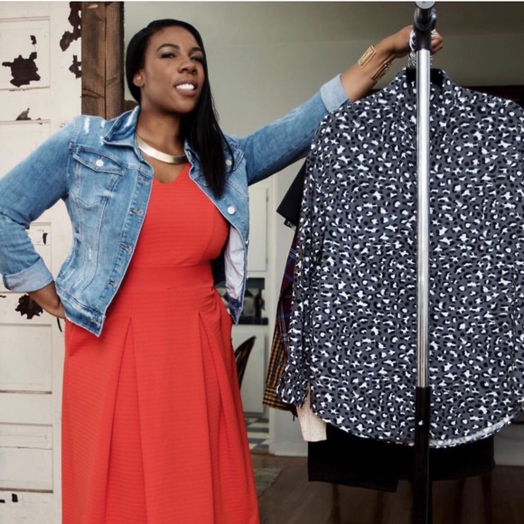 Meet your Posher, Monique - Picture 5 of 5